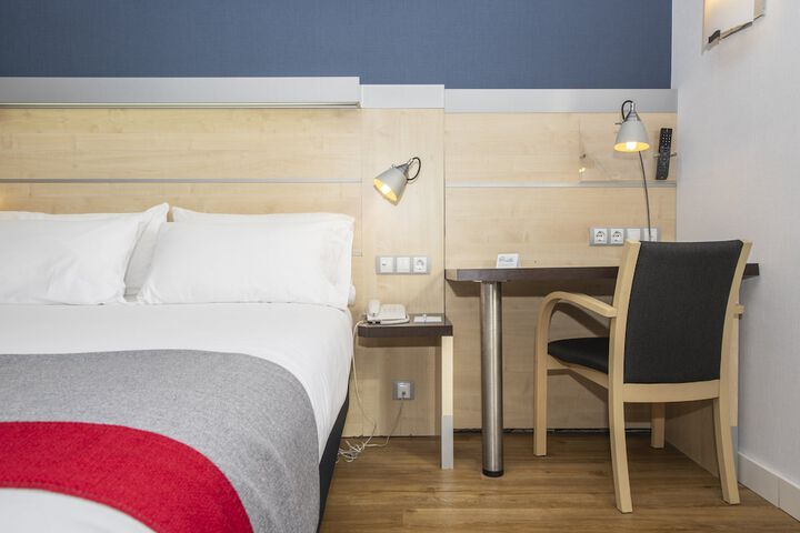 Room 14 of 61