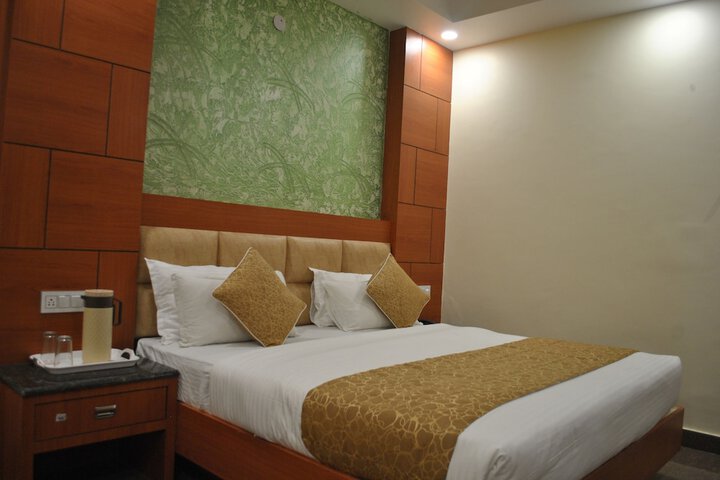 Room 12 of 44