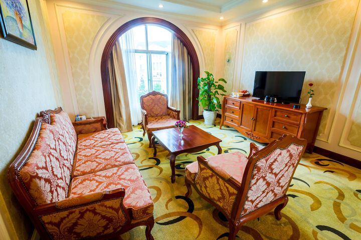 Room 30 of 59