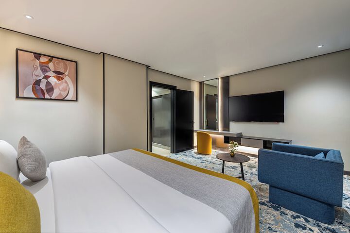Room 10 of 44