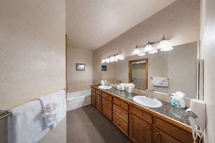 Room 20 of 55