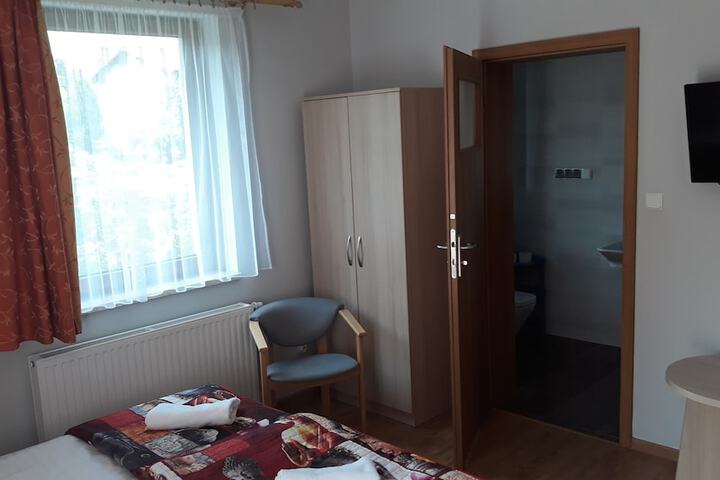 Room 18 of 21