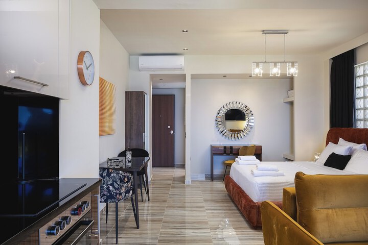 Room 13 of 130
