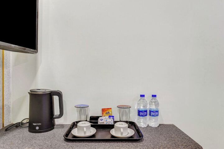 Breakfast/Coffee Service 23 of 38
