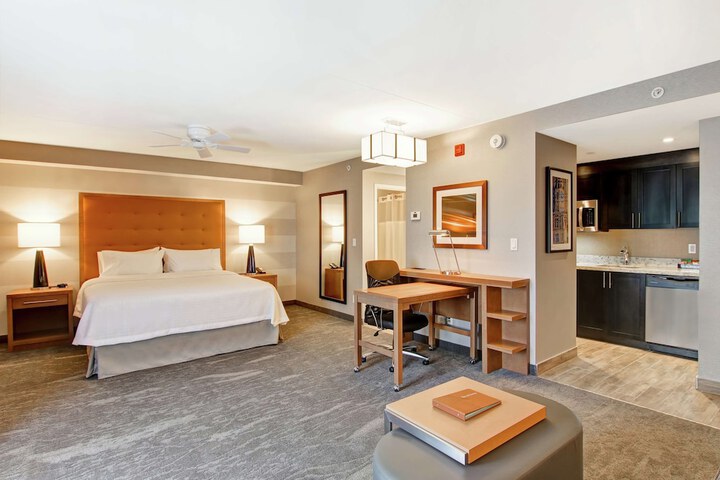 Room 30 of 60