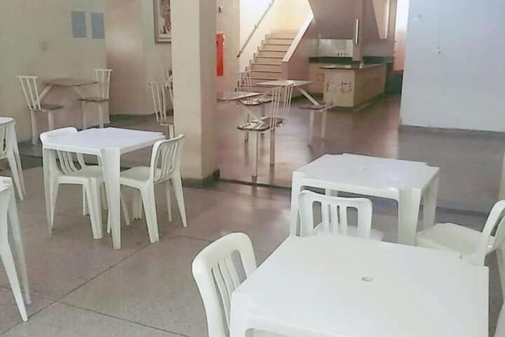 Dining 55 of 64