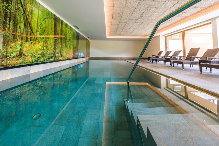 Pool 36 of 61