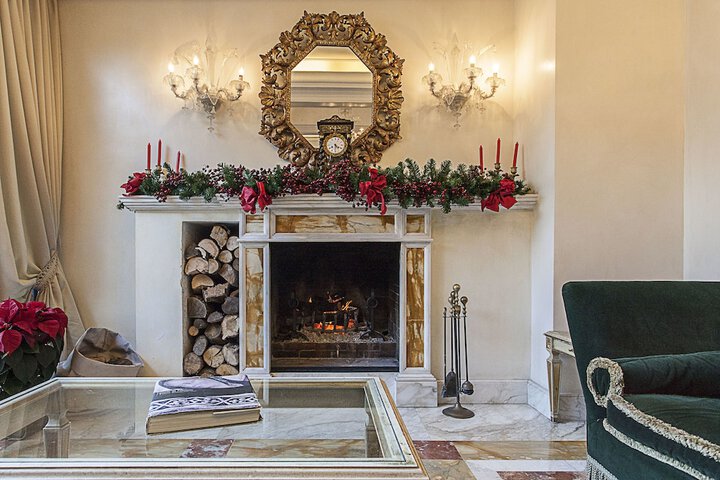Guest Lobby