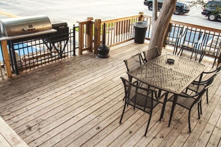 BBQ/picnic area
