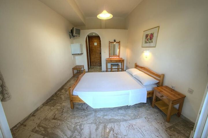 Room 20 of 113