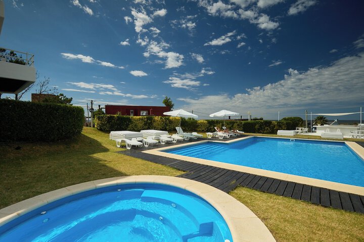 Pool 23 of 49