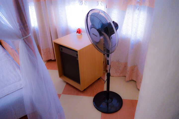 Room 9 of 43
