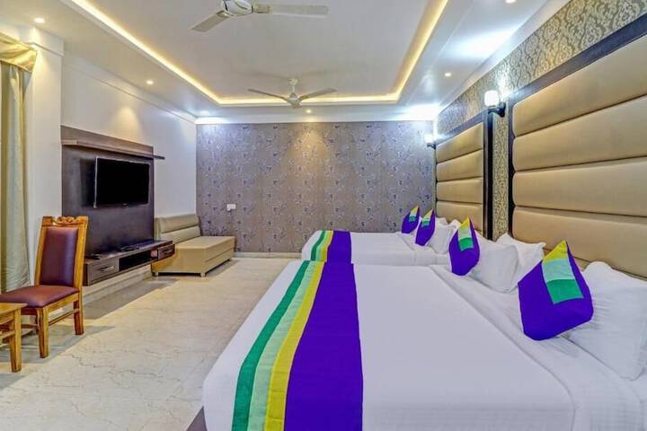 Room 11 of 47