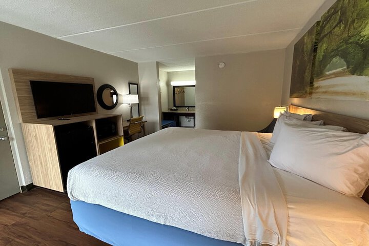 Room 26 of 36
