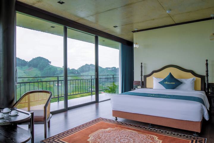 Room 16 of 190