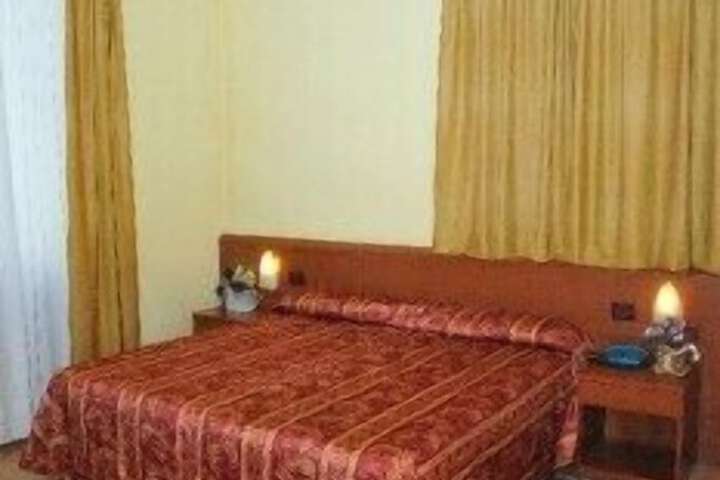 Room 18 of 45
