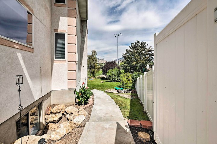 Property Grounds 23 of 28