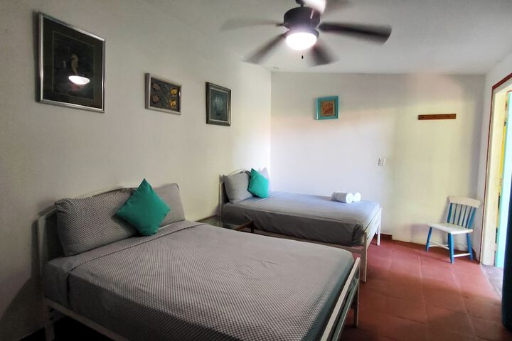 Room 3 of 50