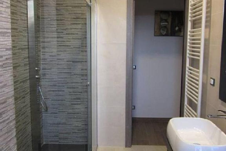 Room 8 of 13