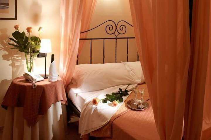 Room 20 of 52