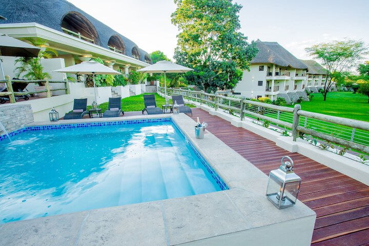 Pool 40 of 62