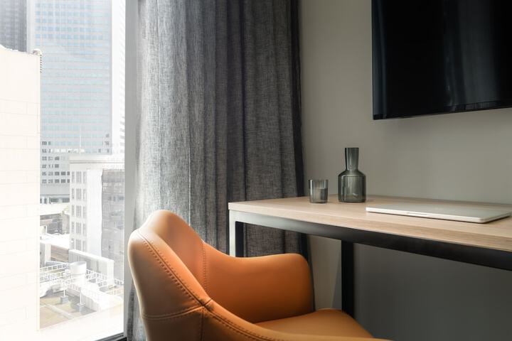 Room 80 of 130