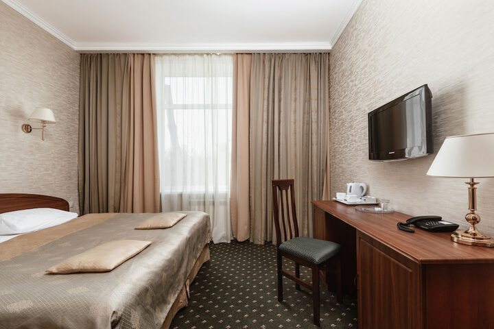 Room 10 of 47