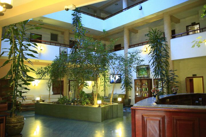 Hotel Interior 4 of 18