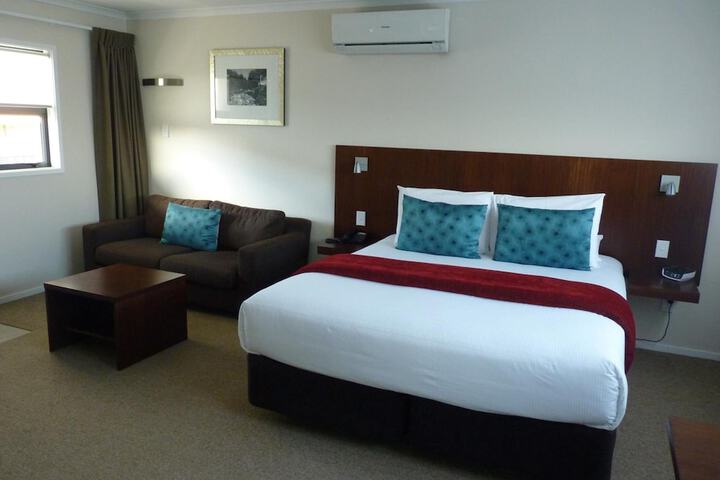 Room 14 of 26