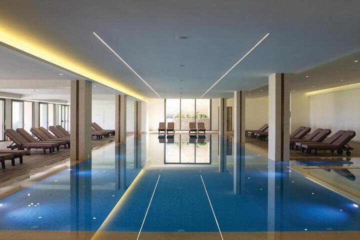 Pool 19 of 23