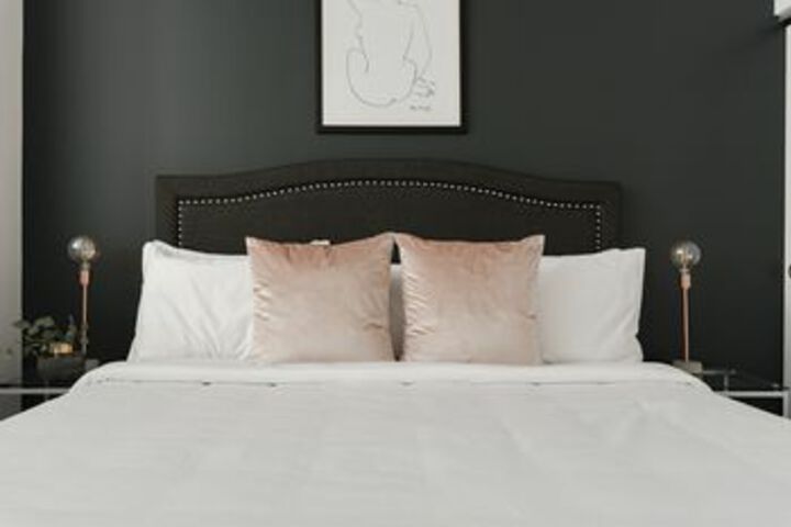 Room 4 of 22