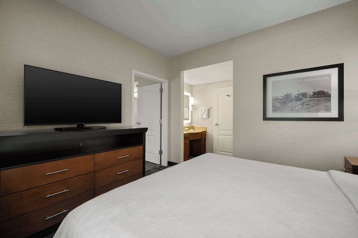 1 King Bed Studio Suite (12 of 21)