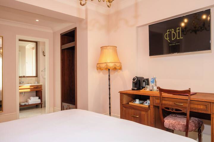 Room 15 of 73