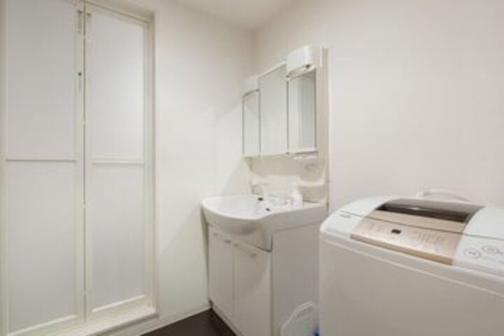 Room 20 of 182