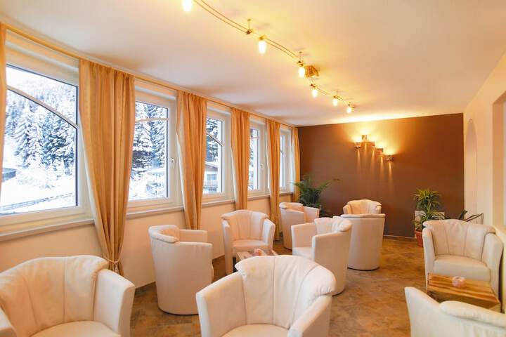 Hotel Interior 2 of 93