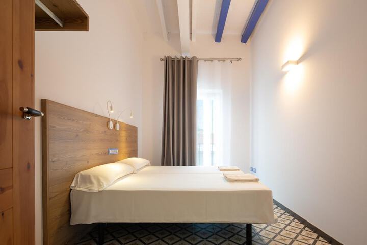 Room 6 of 47