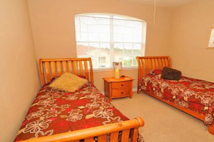 Room 5 of 21