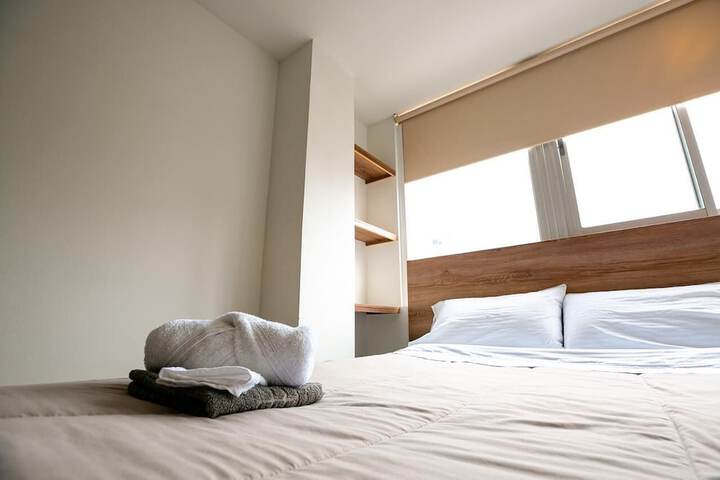 Room 12 of 20