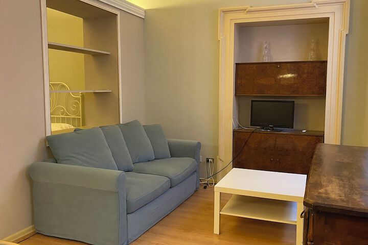 Room 6 of 20