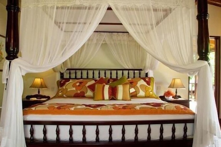 Room 10 of 78