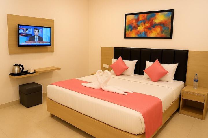 Room 15 of 26