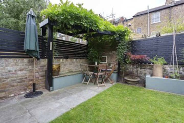 Terrace/Patio 23 of 24
