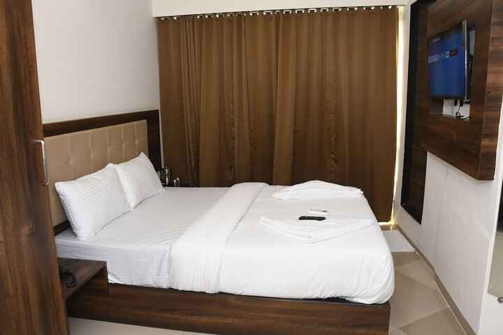 Room 5 of 21