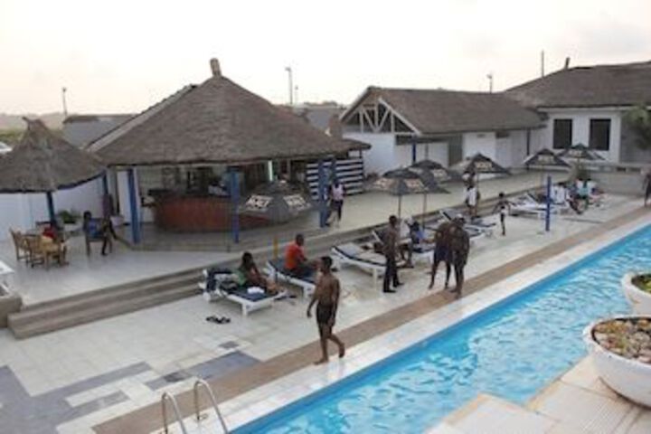 Pool 50 of 68