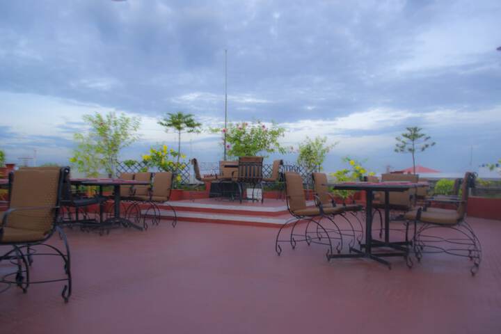 Hotel Entry