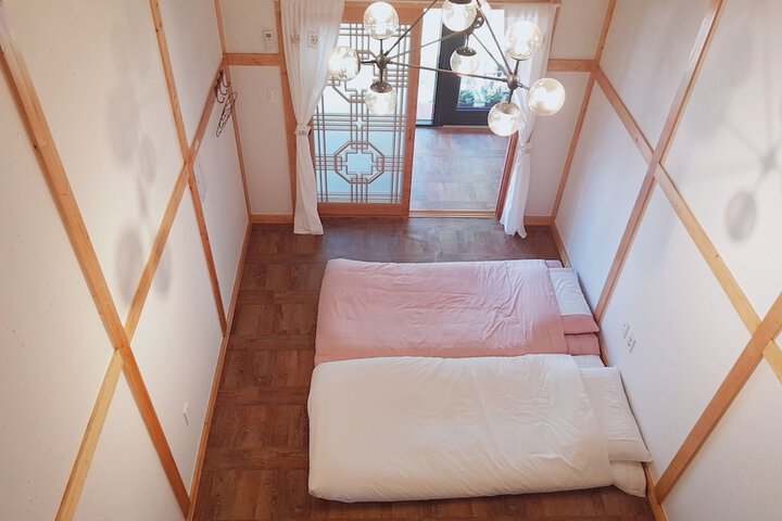 Room 3 of 43