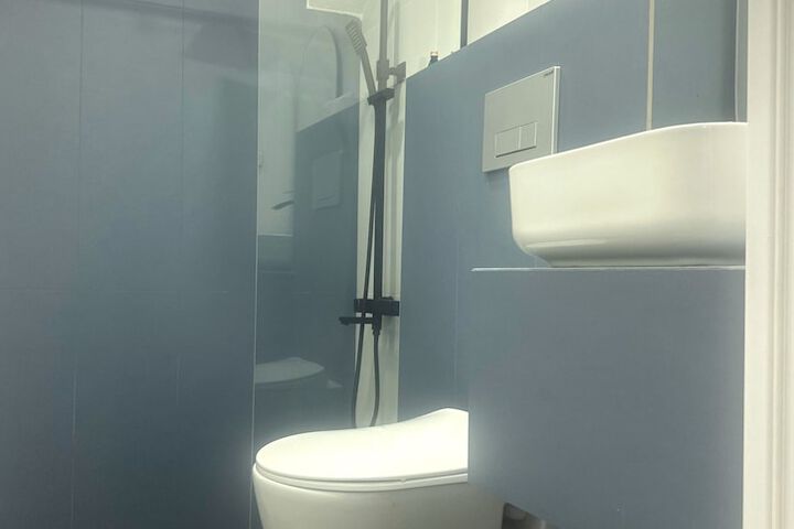 Room 124 of 190