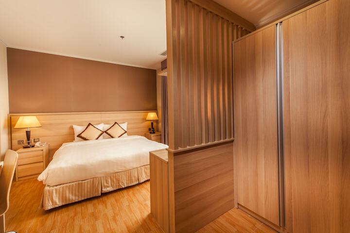 Room 89 of 184