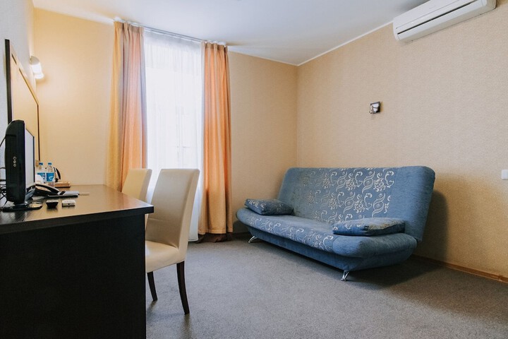 Room 30 of 51