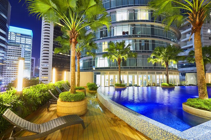 Pool 18 of 25